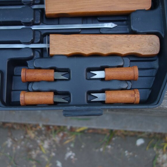 Nice Wood Handle BBQ Set with Plastic Carrying Case Like New! - Picture 3 of 16